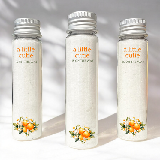 A LITTLE CUTIE BATH SALT FAVORS