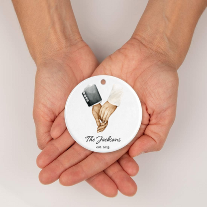 HOLDING HANDS ORNAMENT