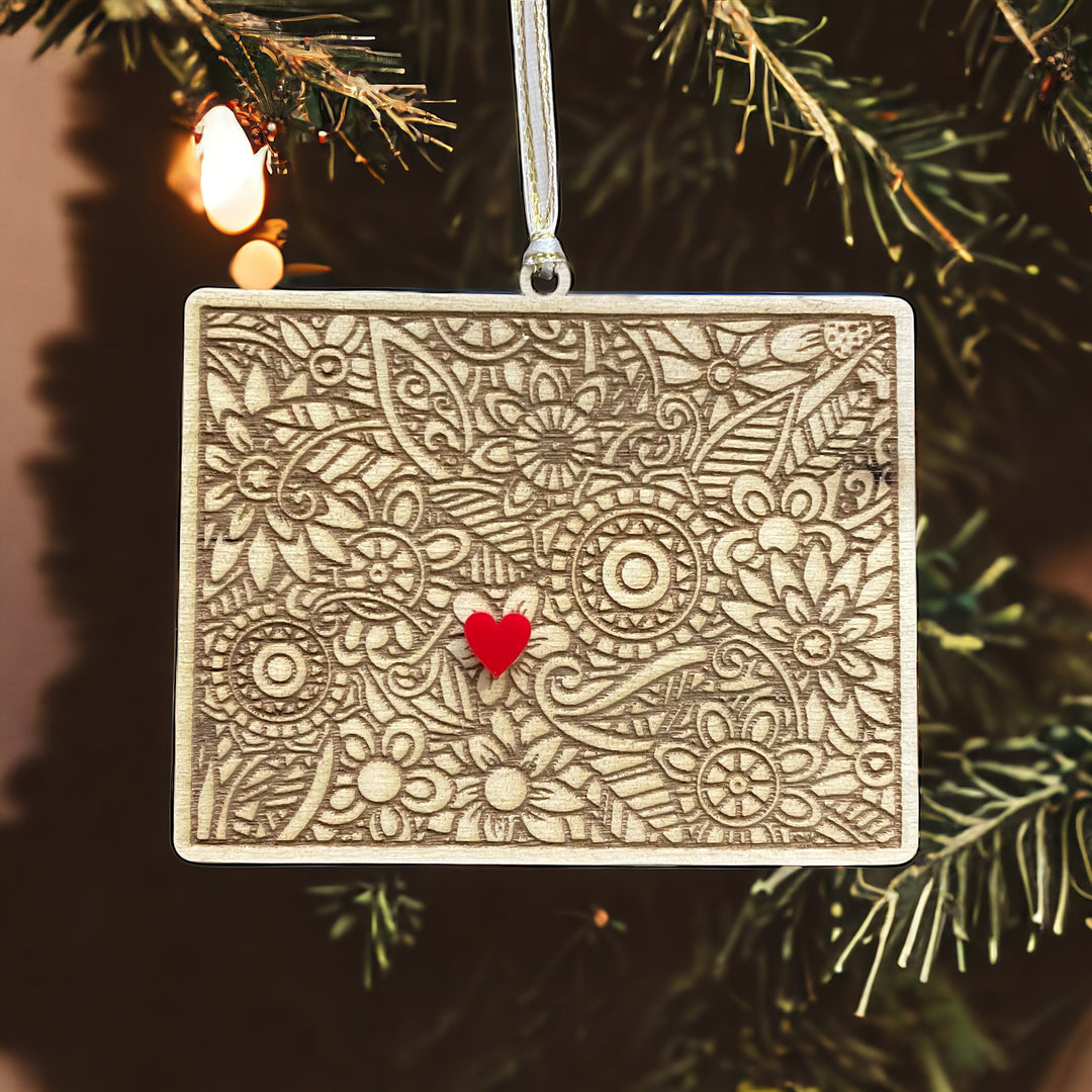 WYOMING ORNAMENT