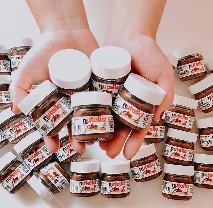 PEAKING SANTA MINI NUTELLA